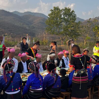 2023年2月，在中缅边境（亦称“德昂”或“巴朗”），为德昂族民众提供服务；图源：田一然。